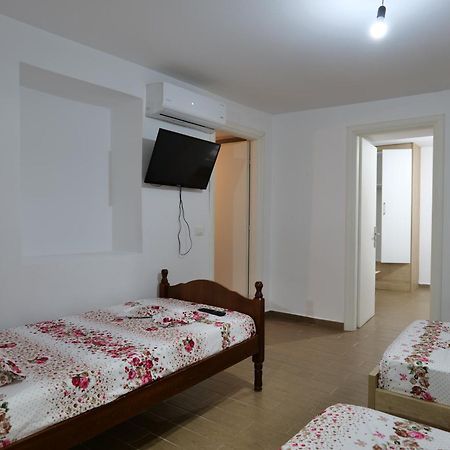 Hermes Elite Apartments Sarandë Buitenkant foto