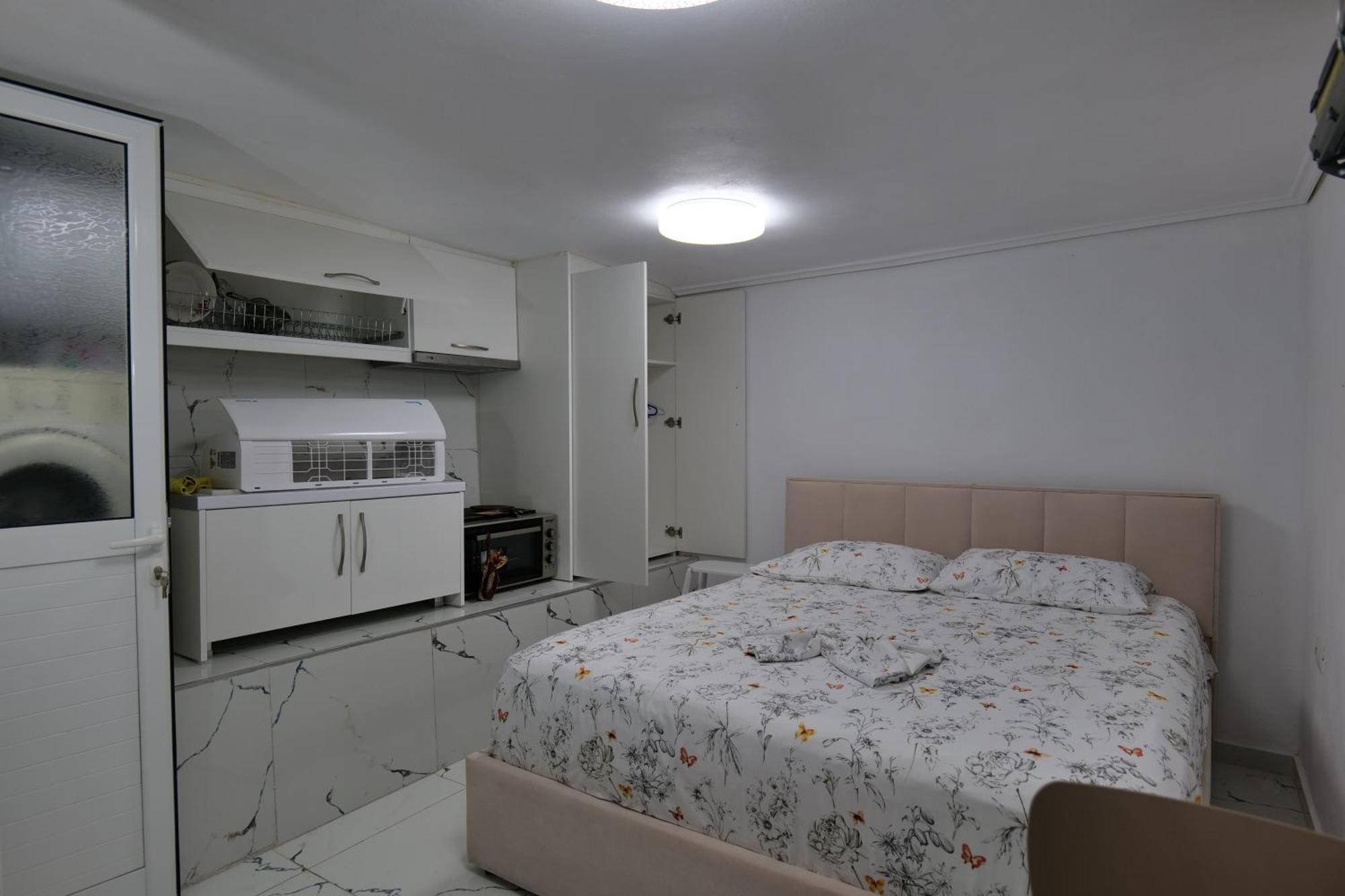Hermes Elite Apartments Sarandë Buitenkant foto
