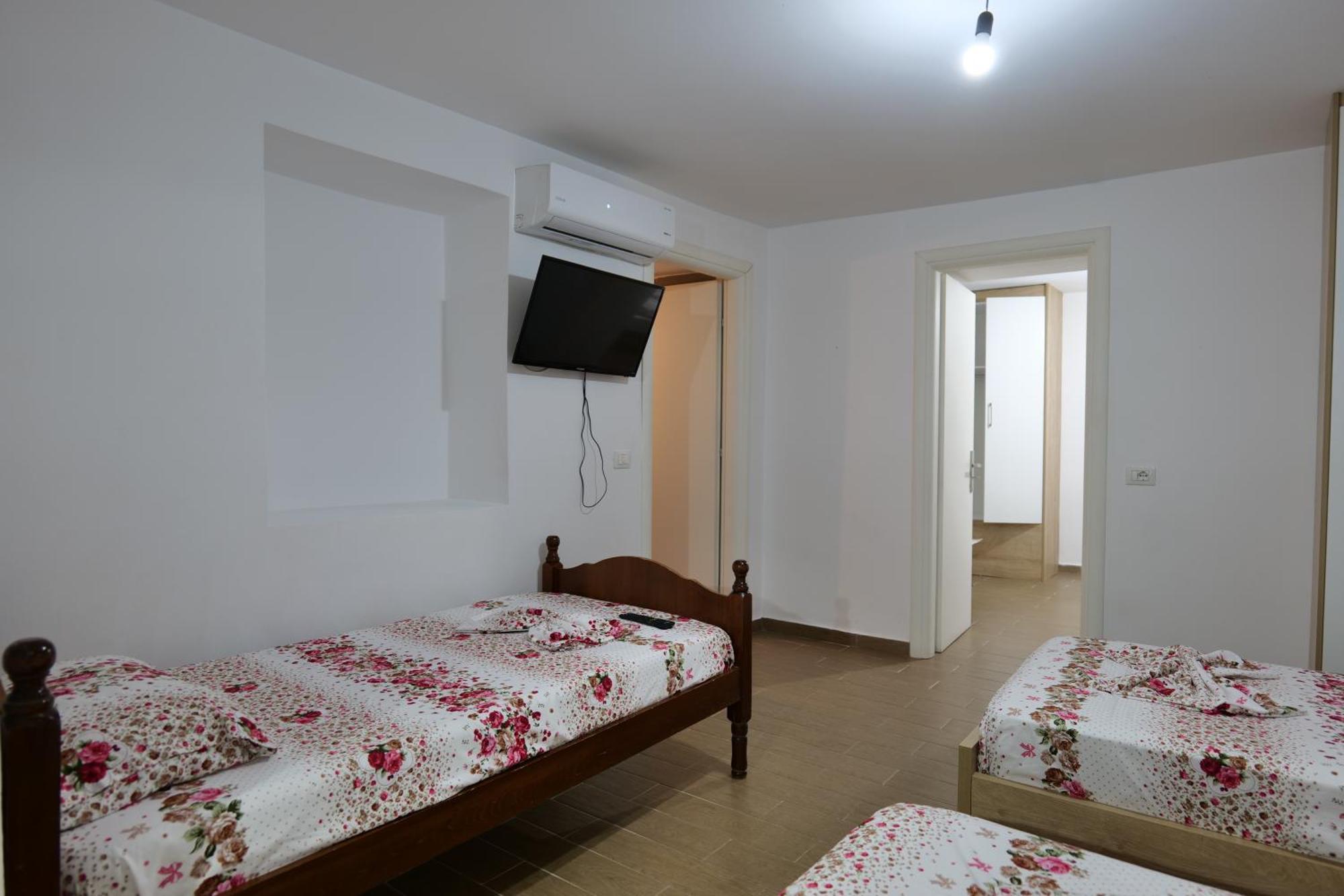 Hermes Elite Apartments Sarandë Buitenkant foto