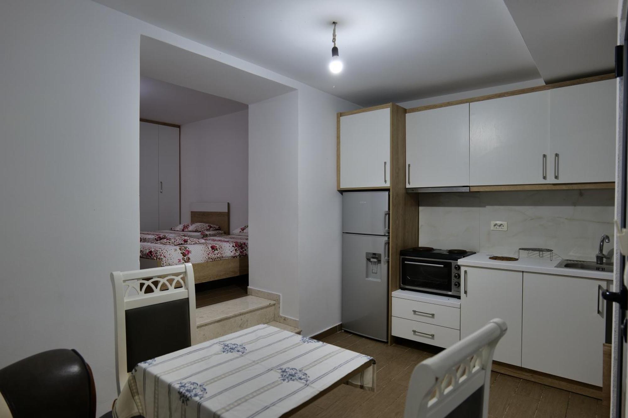 Hermes Elite Apartments Sarandë Buitenkant foto