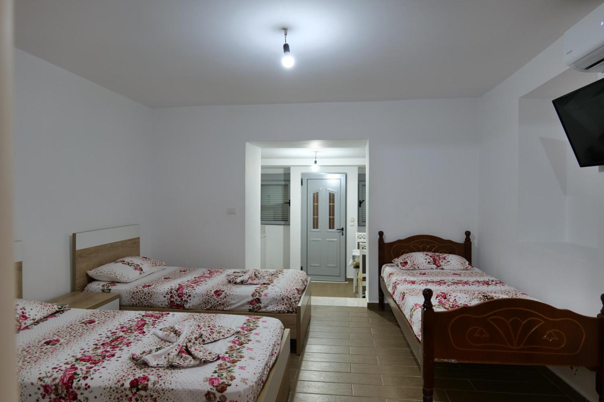 Hermes Elite Apartments Sarandë Buitenkant foto