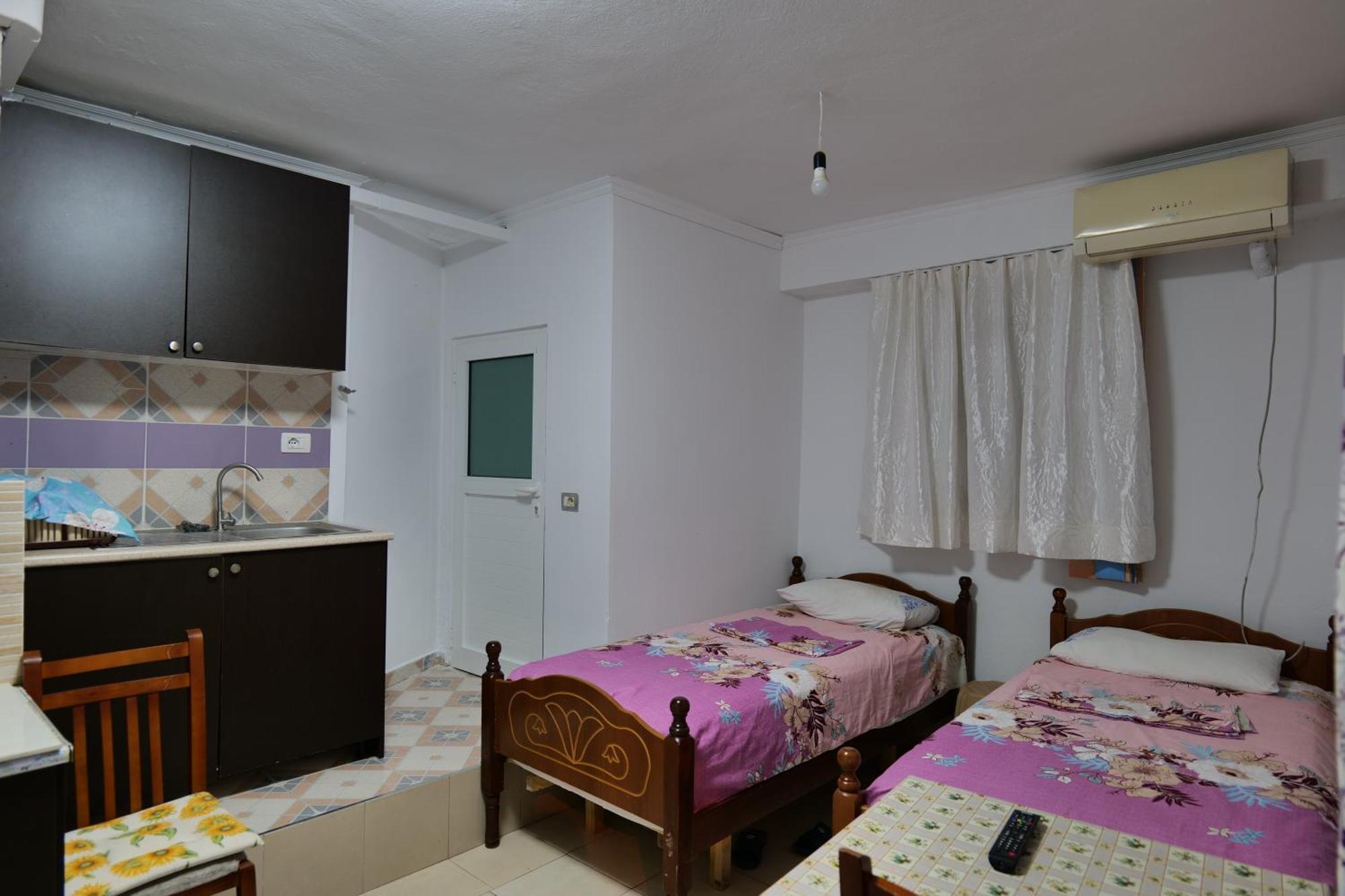 Hermes Elite Apartments Sarandë Buitenkant foto